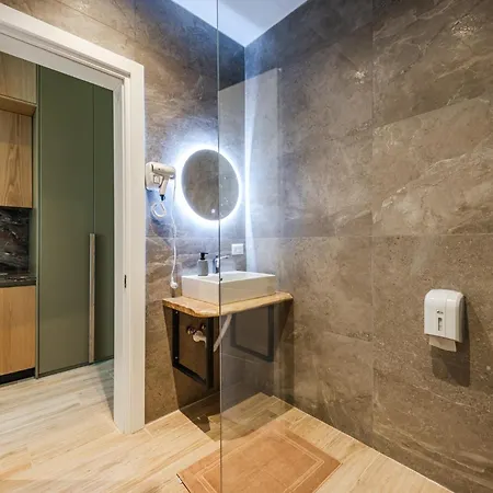 アパートホテル Marina Luxury By Ps ドゥラス