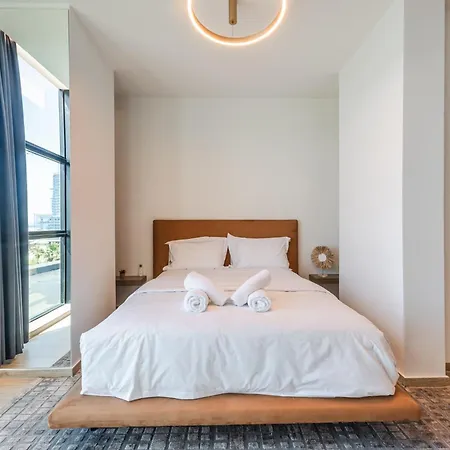 Marina Luxury By Ps 4*