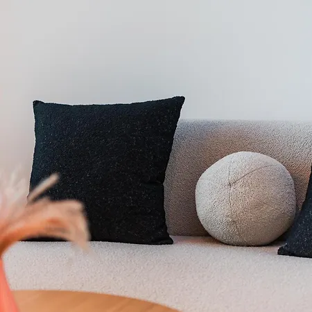 アパートホテル Marina Luxury By Ps ドゥラス