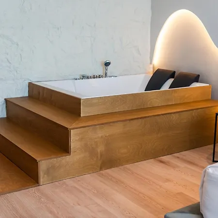 Marina Suites By Premium Selection 5* Durrës