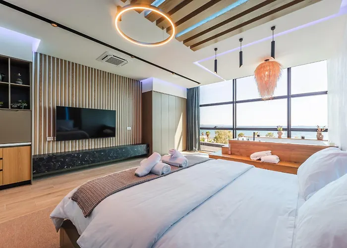Marina Luxury By Ps Apartmanhotel 4*